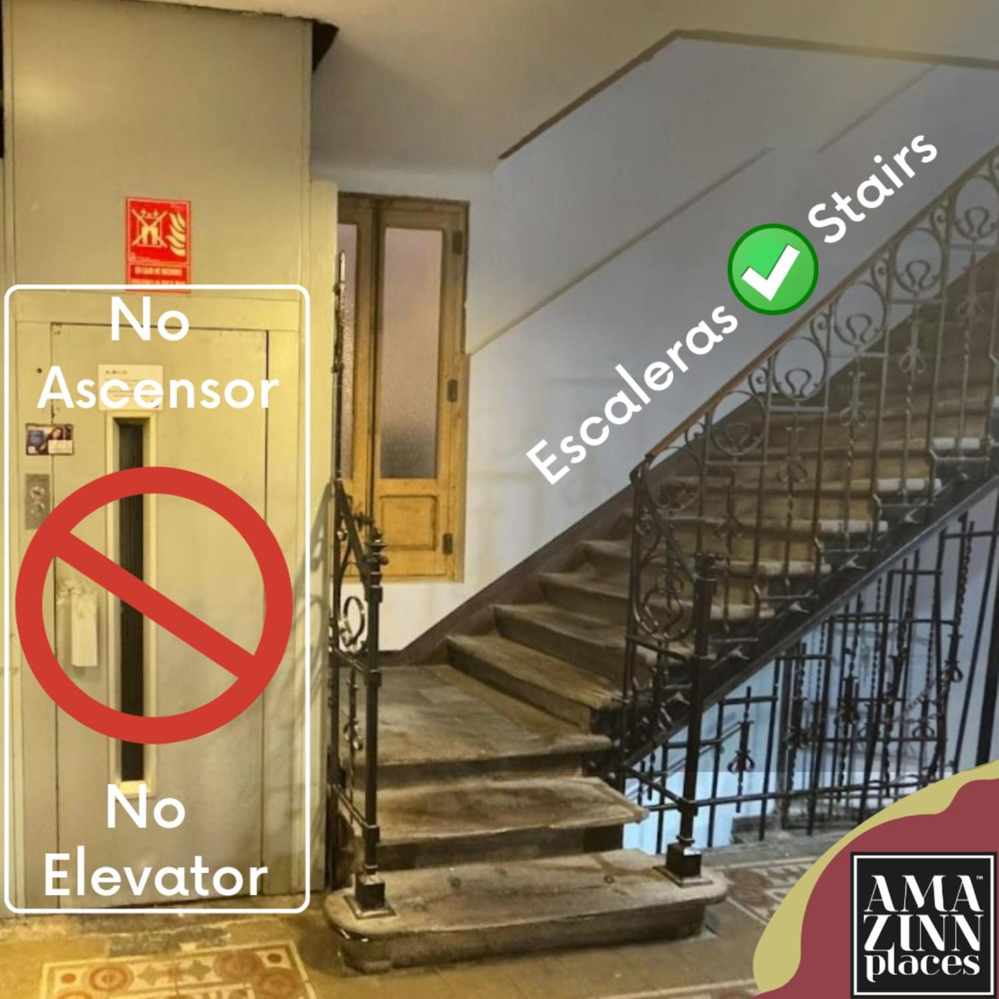 Ap Embajadores V Madrid Luaran gambar
